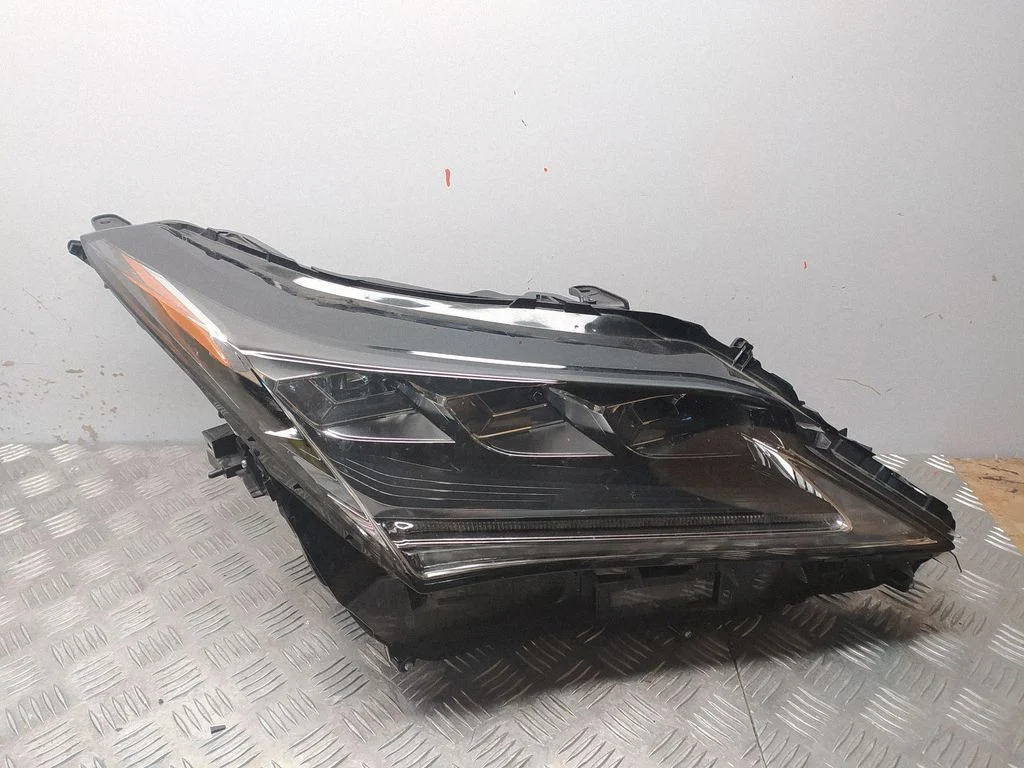 Headlight/headlamp – front right