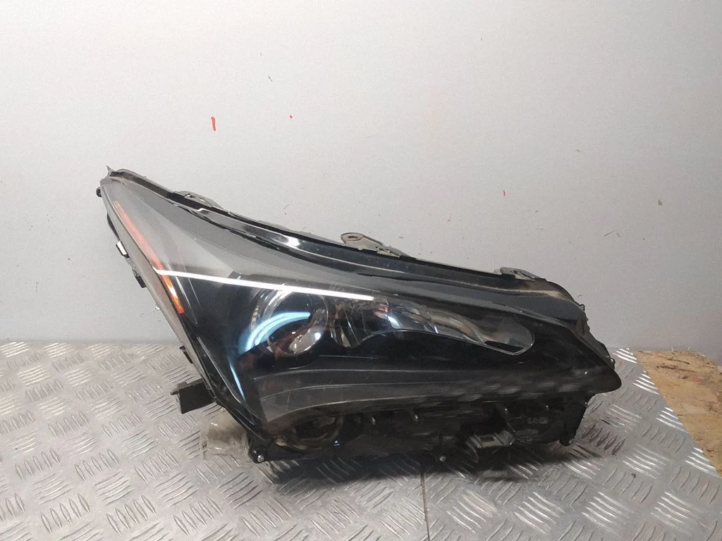 Headlight/headlamp – front right