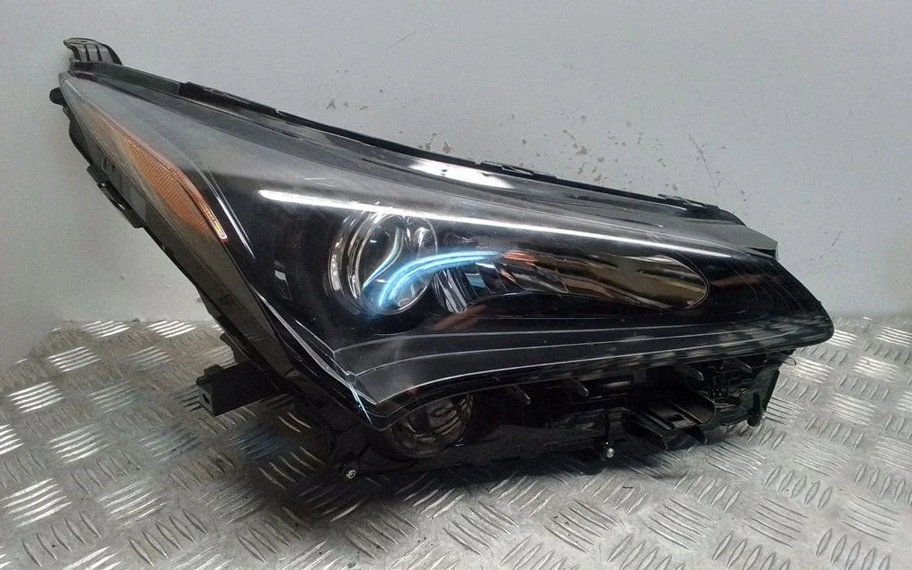 Headlight/headlamp – front right