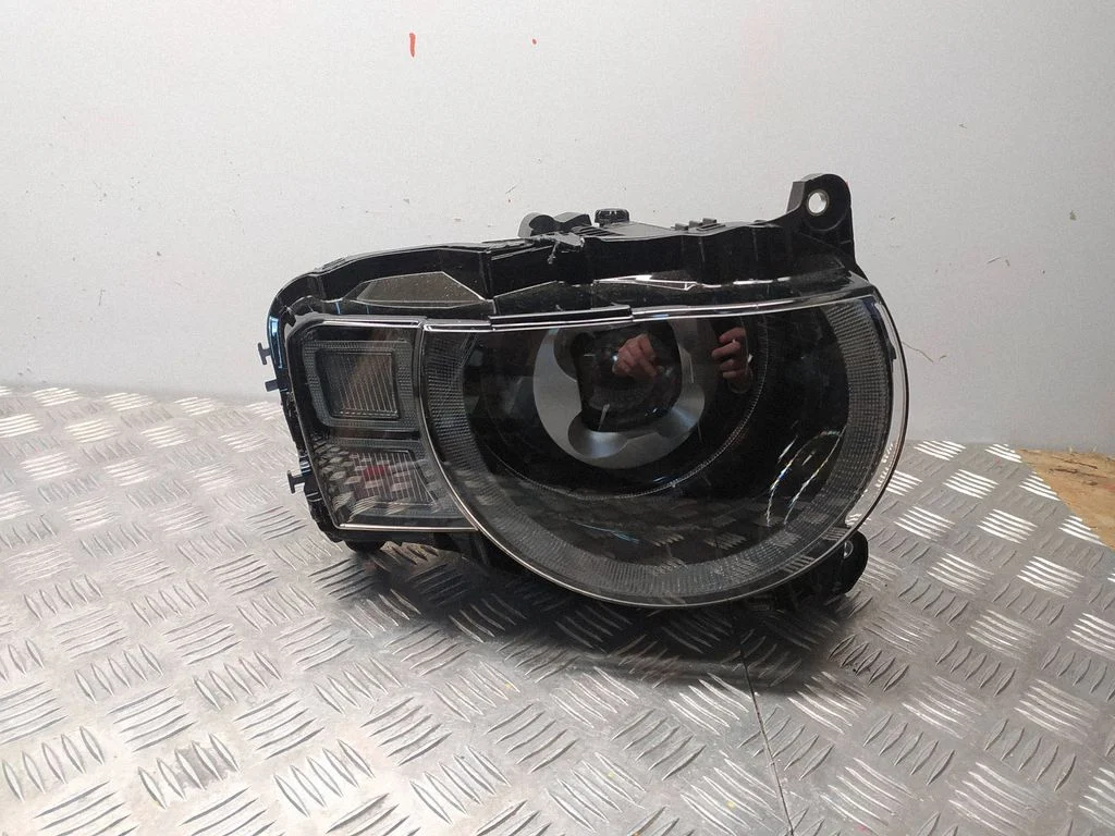 Reflektor L8B213W029 – Land Rover Defender (2020-)