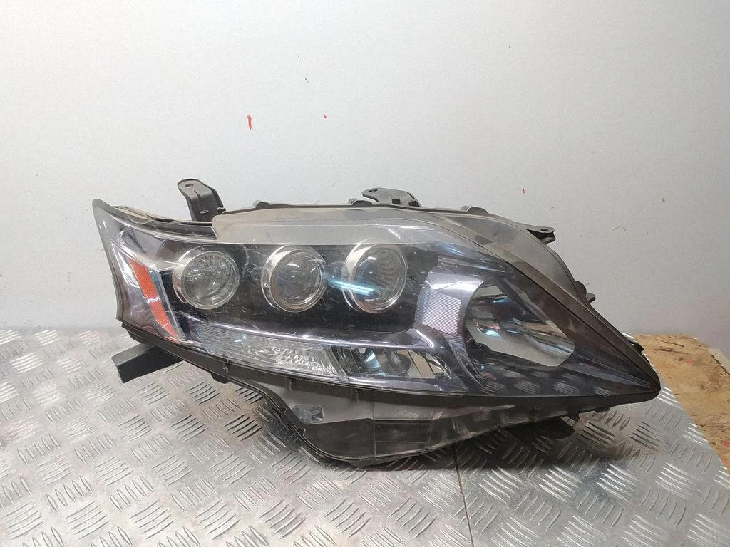 Headlight/headlamp – front right