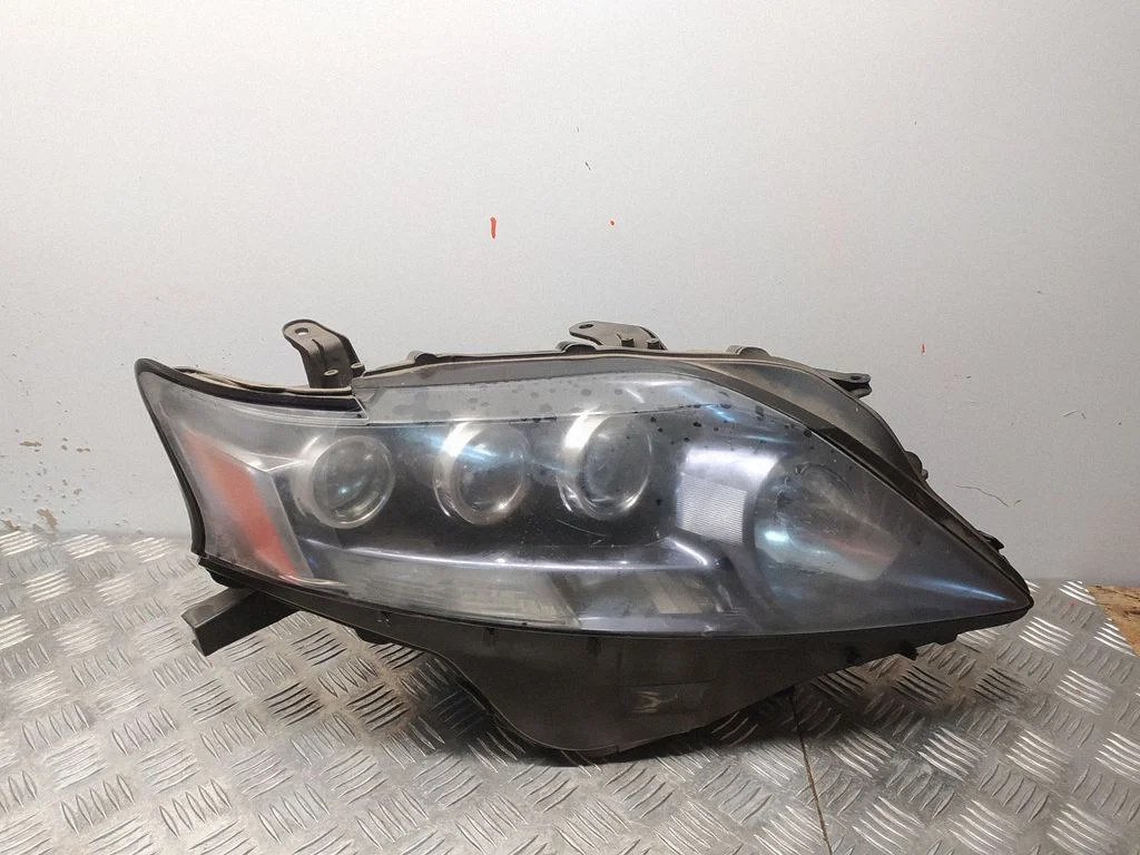 Headlight/headlamp – front right