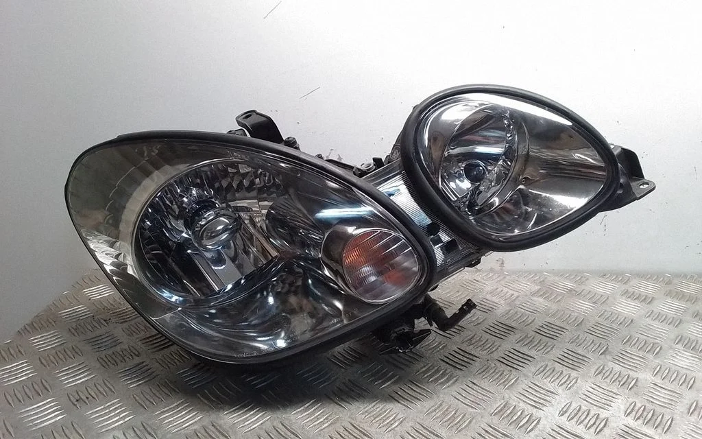 Headlight/headlamp – Lexus GS 300 400 430 (1991-2005)