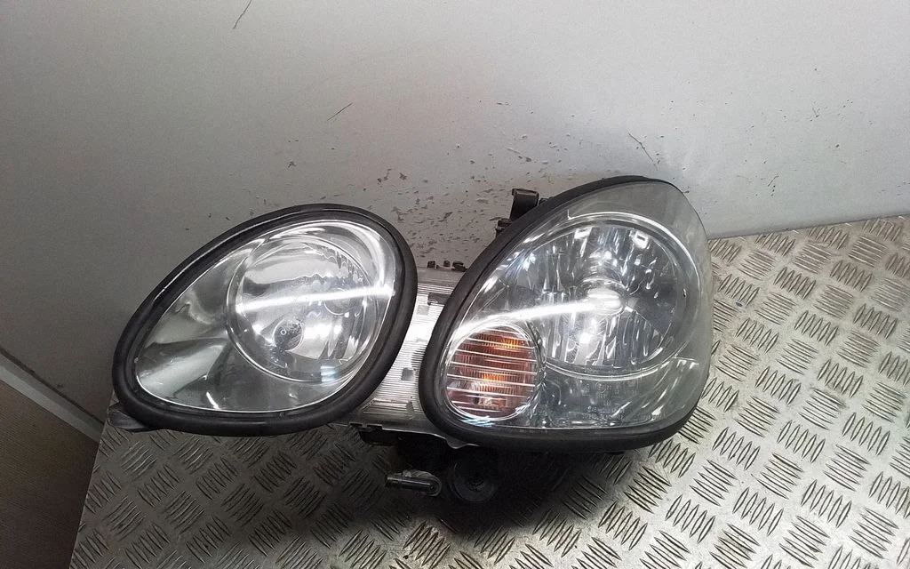 Headlight/headlamp – Lexus GS 300 400 430 (1991-2005)