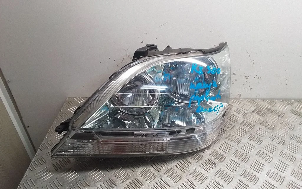 Headlight/headlamp – Lexus RX XU10 (1997-2003)
