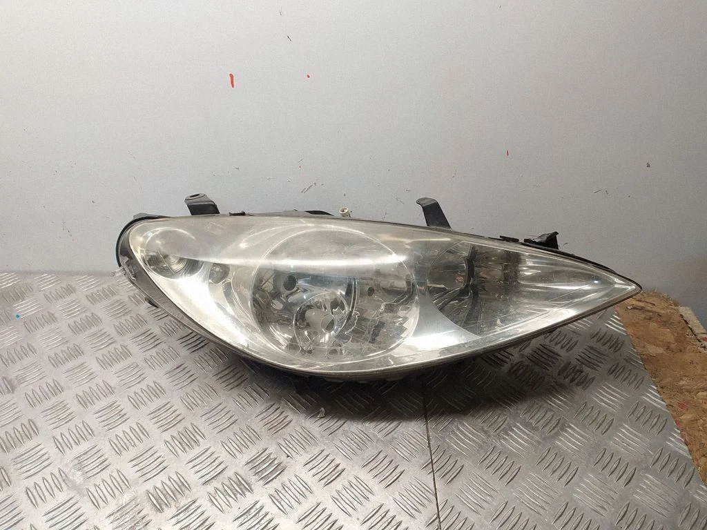 Headlight/headlamp 89005039