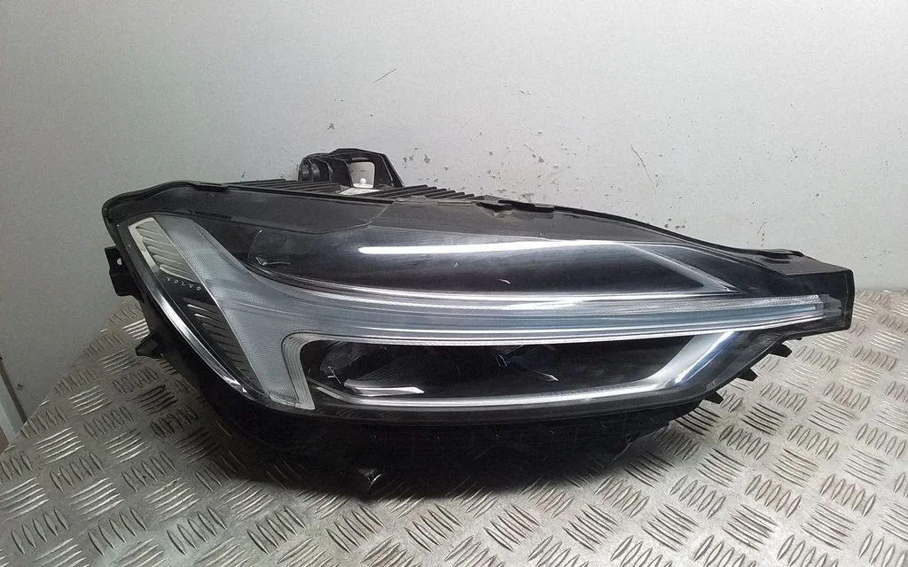 Headlight/headlamp 32133548