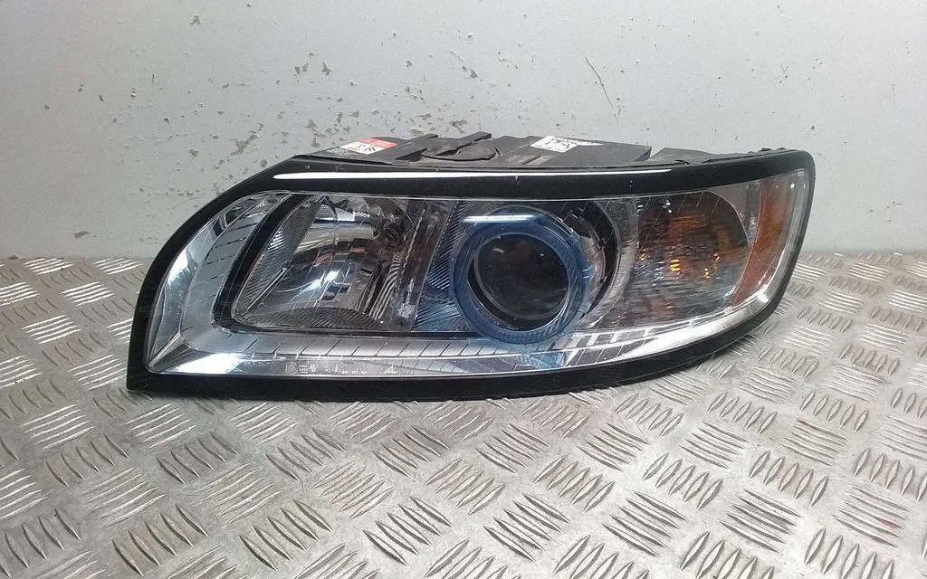 Headlight/headlamp 30763037