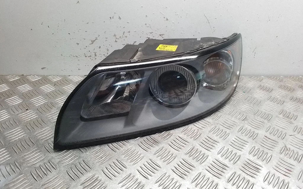 Esituli 30698885