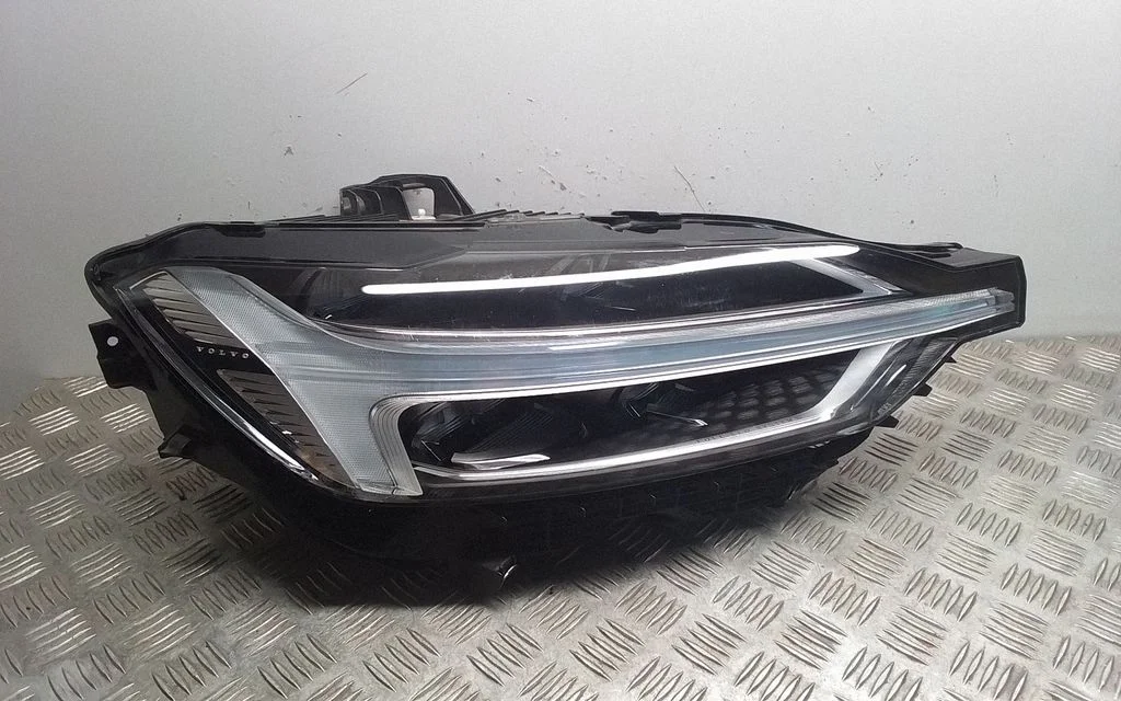 Headlight/headlamp 31420418