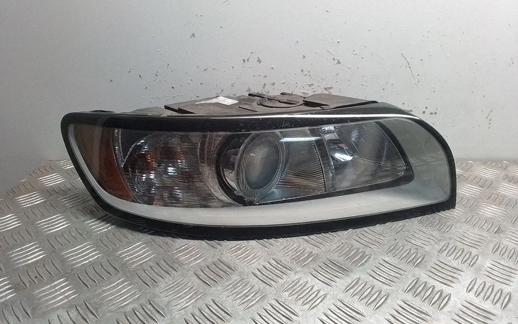 Headlight/headlamp 30763034