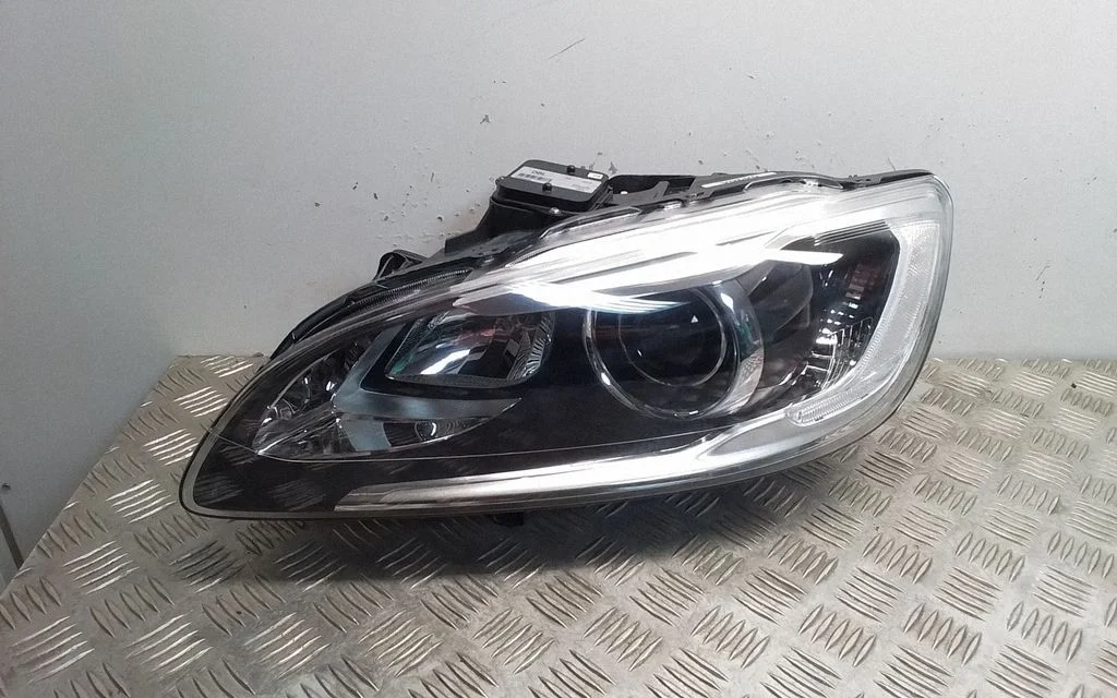 Headlight/headlamp 31420261