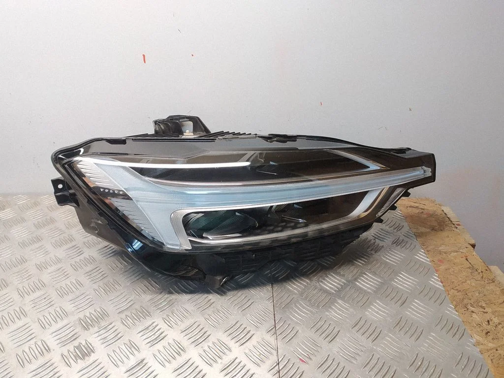 Headlight/headlamp 31420412