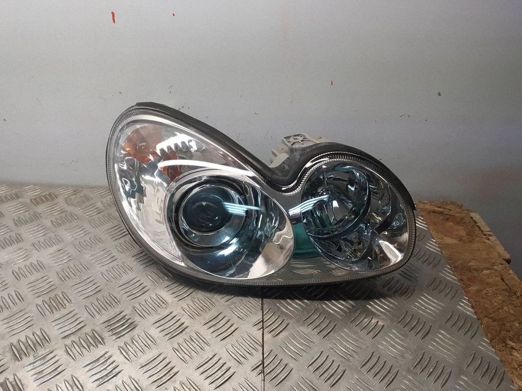 Headlight/headlamp 921023D – Hyundai Sonata (1999-2005)