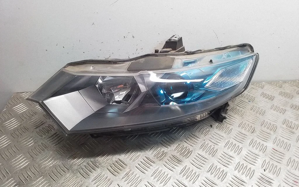 Headlight/headlamp 10022875