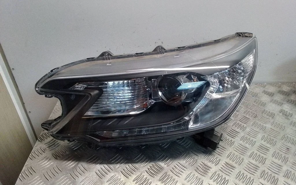 Esituli – Honda CR-V (2013-2016)