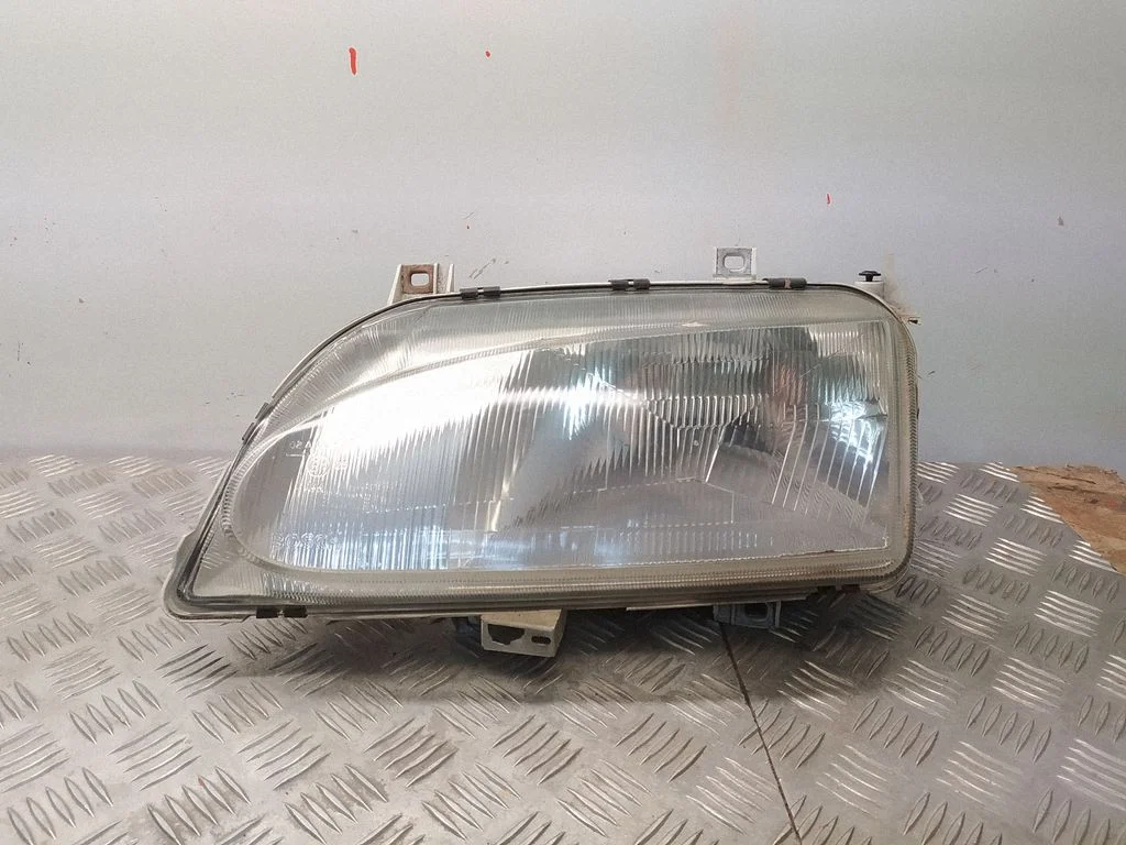 Headlight/headlamp 0301048311 – Ford Galaxy (1995-2000)