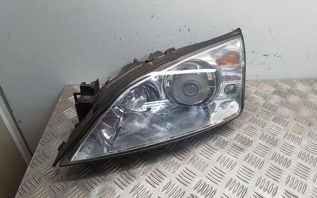 Headlight/headlamp 0301174271