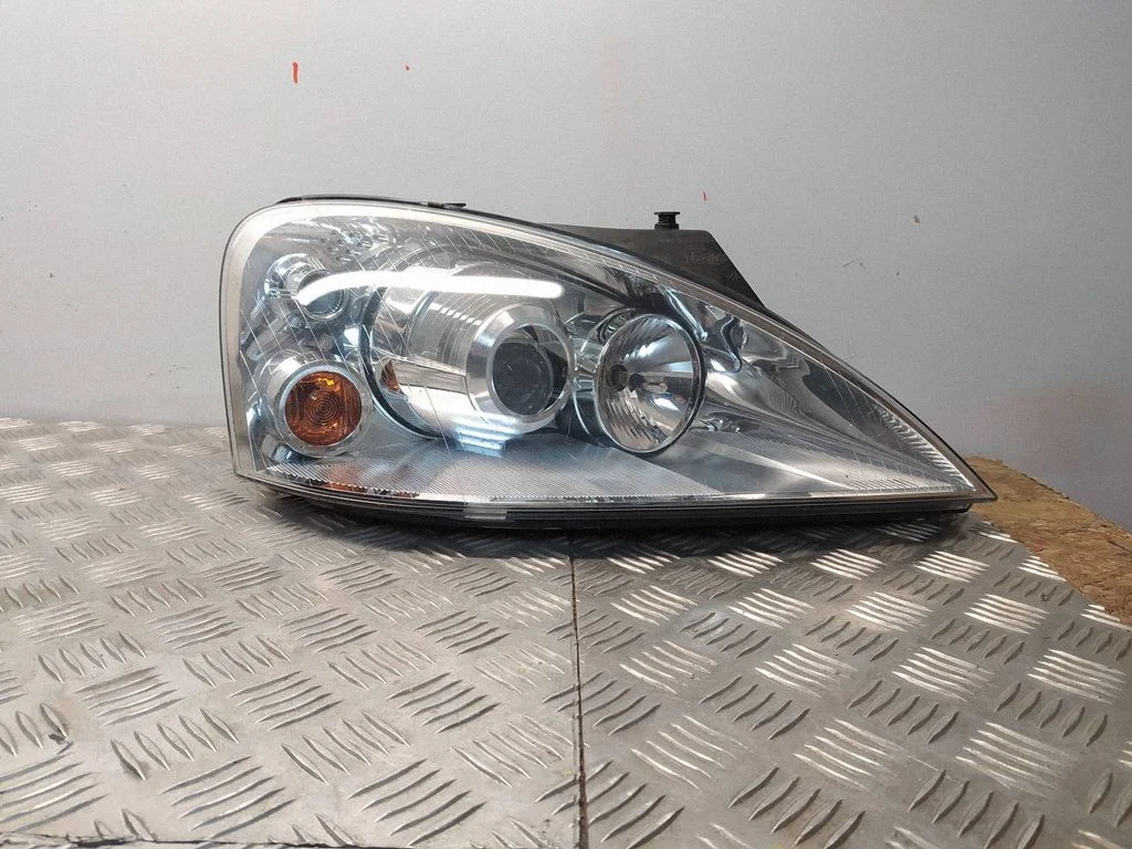Reflektor 7M5941016E