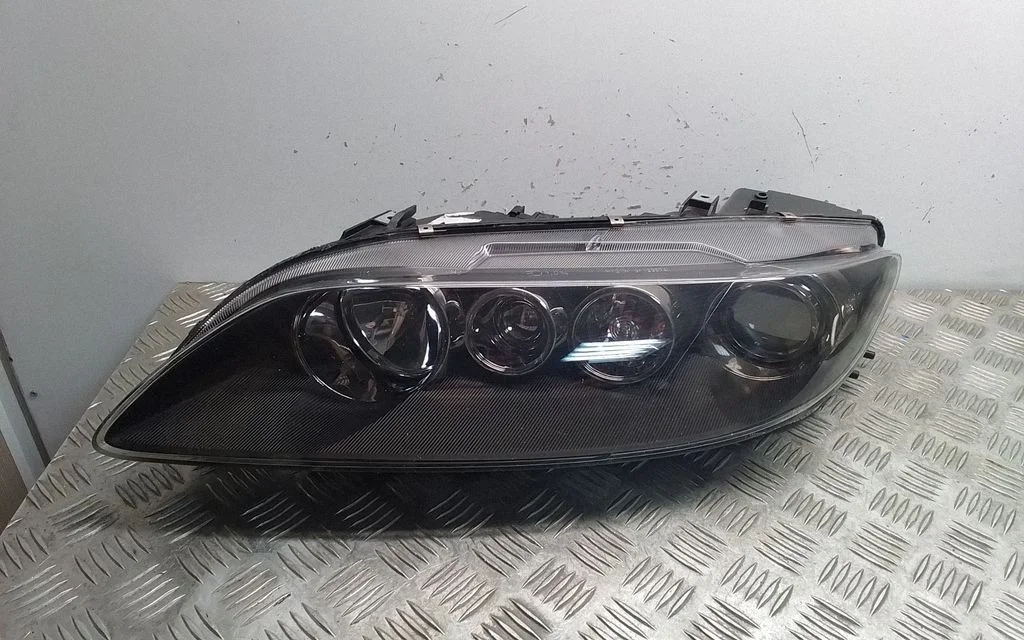 Headlight/headlamp 014003908