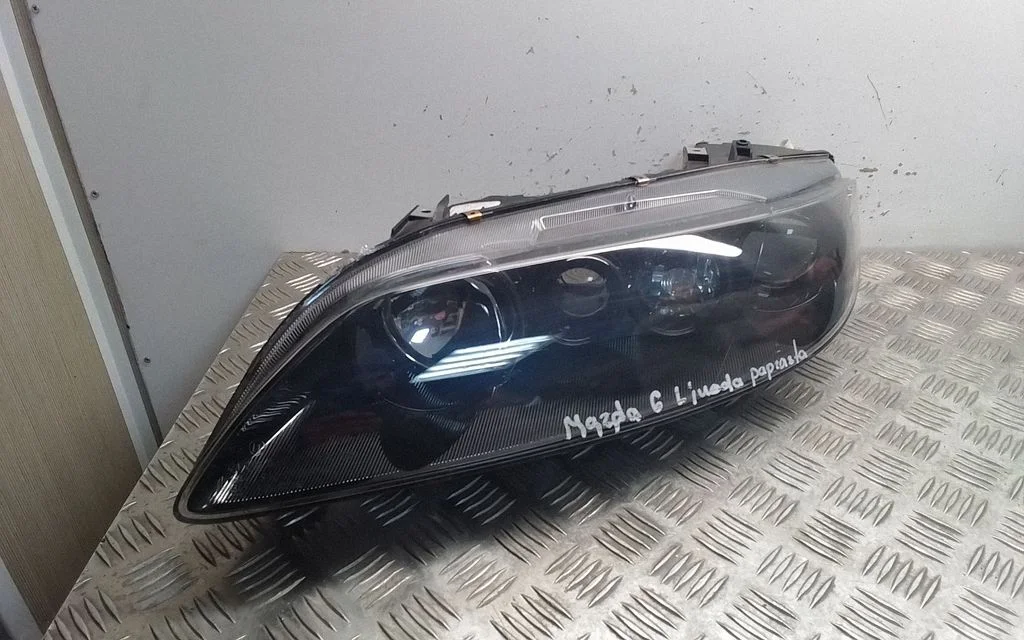 Headlight/headlamp 014003902