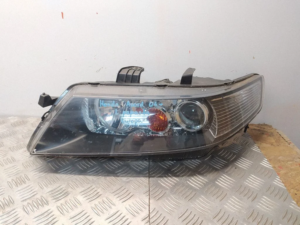 Esituli – Honda Accord (2003-2007)