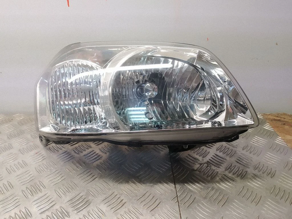 Priekšējais lukturis 44ZH1422