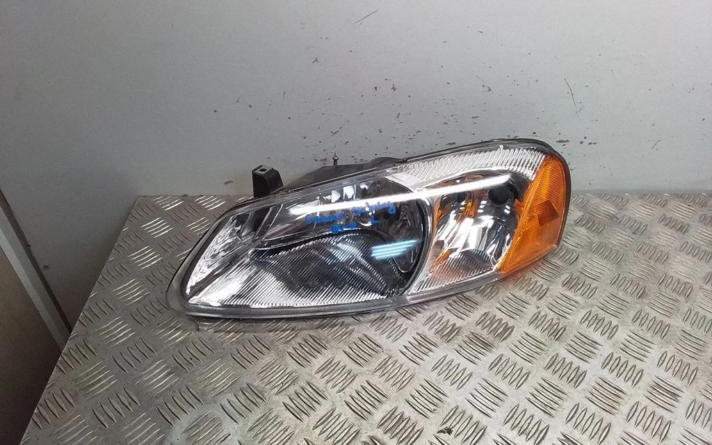 Headlight/headlamp – Chrysler Sebring (ST-22 - JR) (2000-2007)