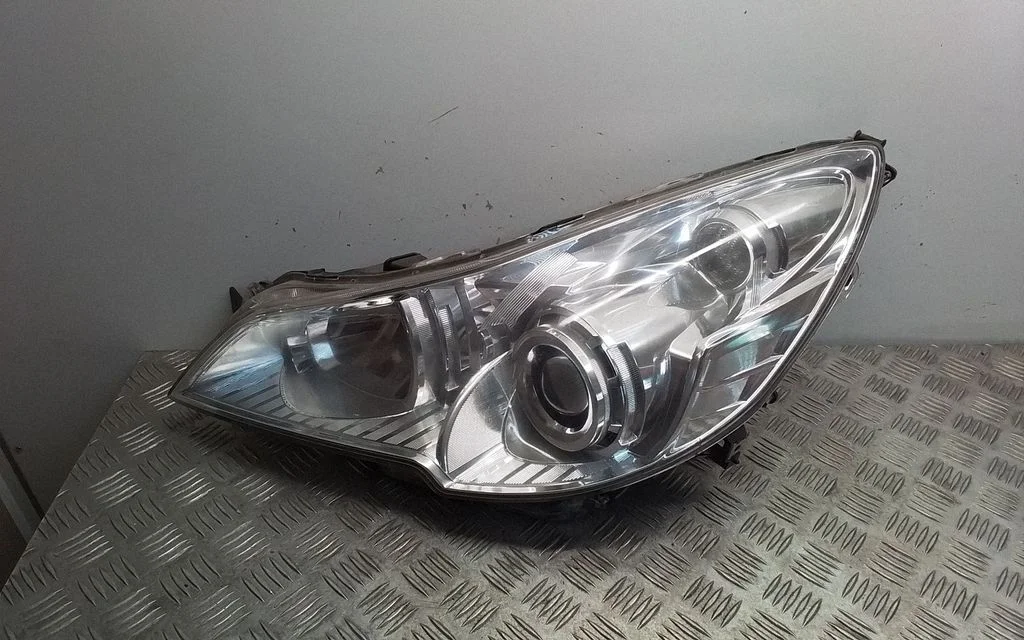 Headlight/headlamp – front left