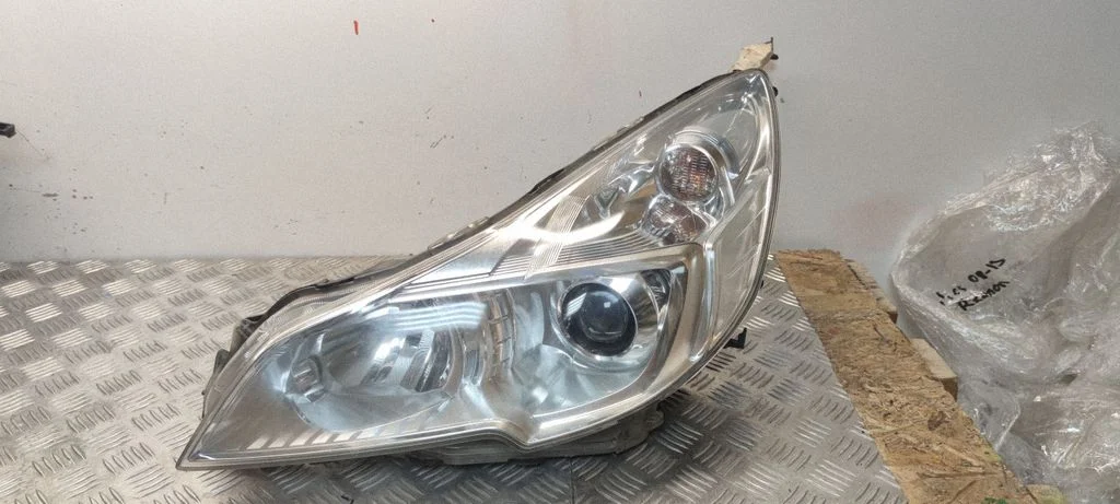 Headlight/headlamp – front left