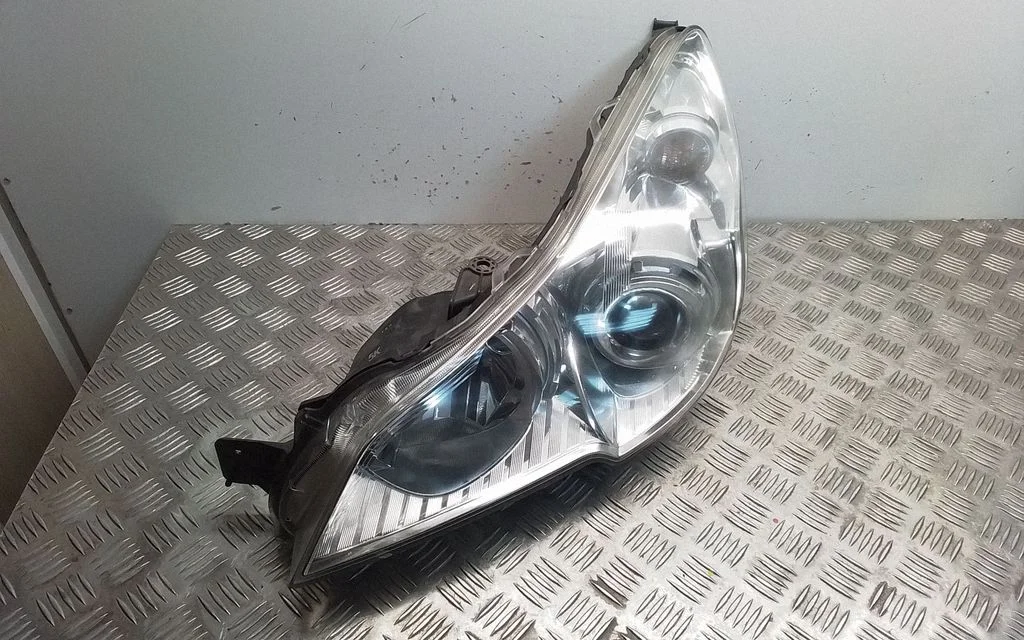 Headlight/headlamp – front left