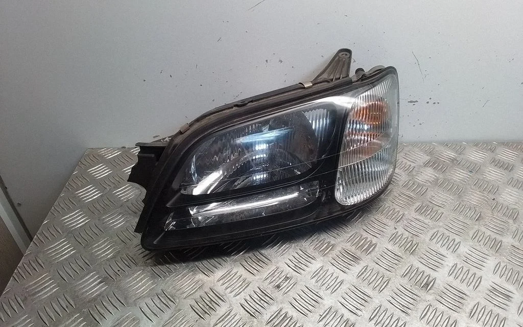 Headlight/headlamp – front left