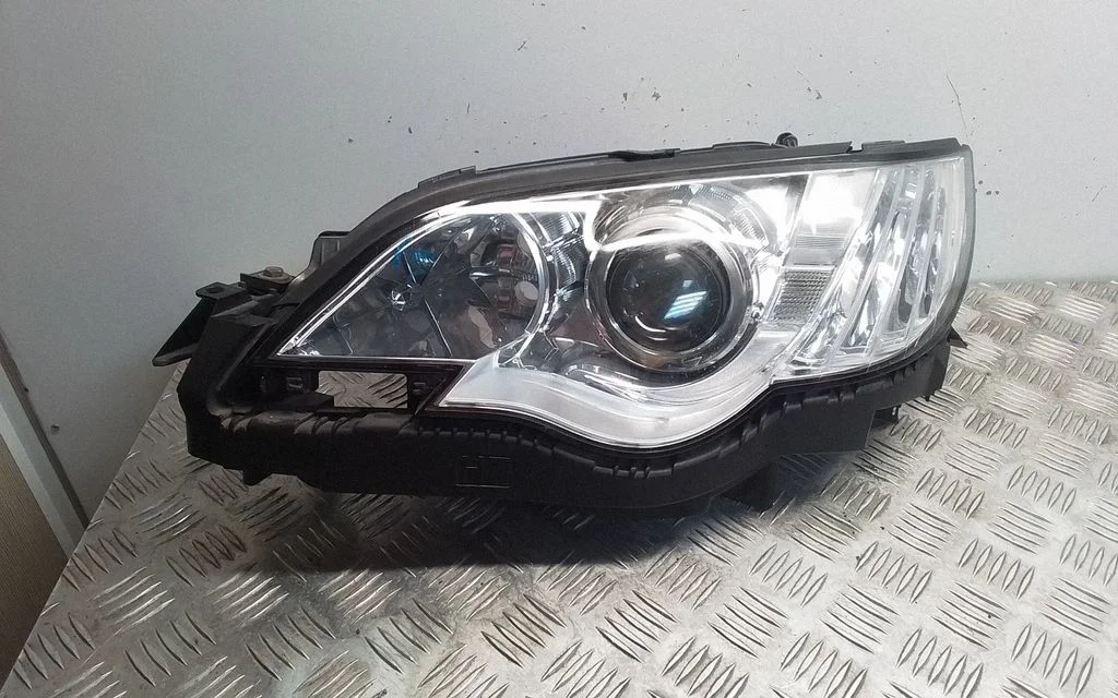 Priekšējais lukturis – Subaru Outback (2007-2009)