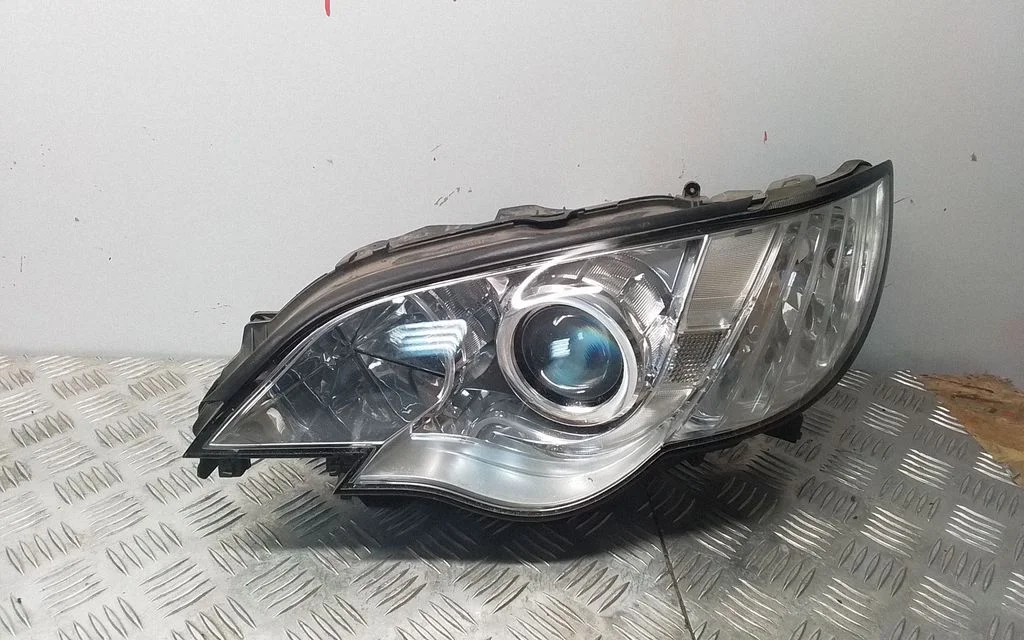 Headlight/headlamp – Subaru Outback (2007-2009)