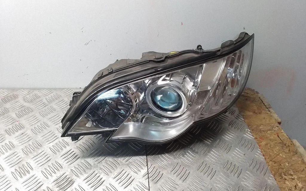 Esituli – Subaru Outback (2007-2009)