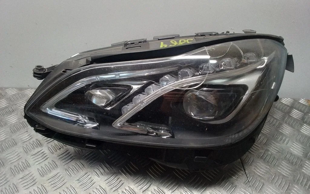 Headlight/headlamp A21218205539