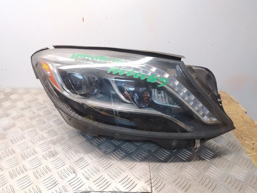 Reflektor A2229061202