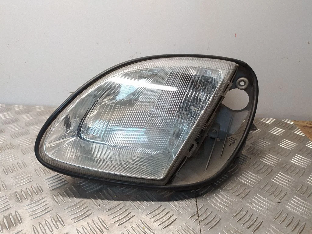 Headlight/headlamp – Mercedes-Benz SLK-Class R170 (1996-2004)
