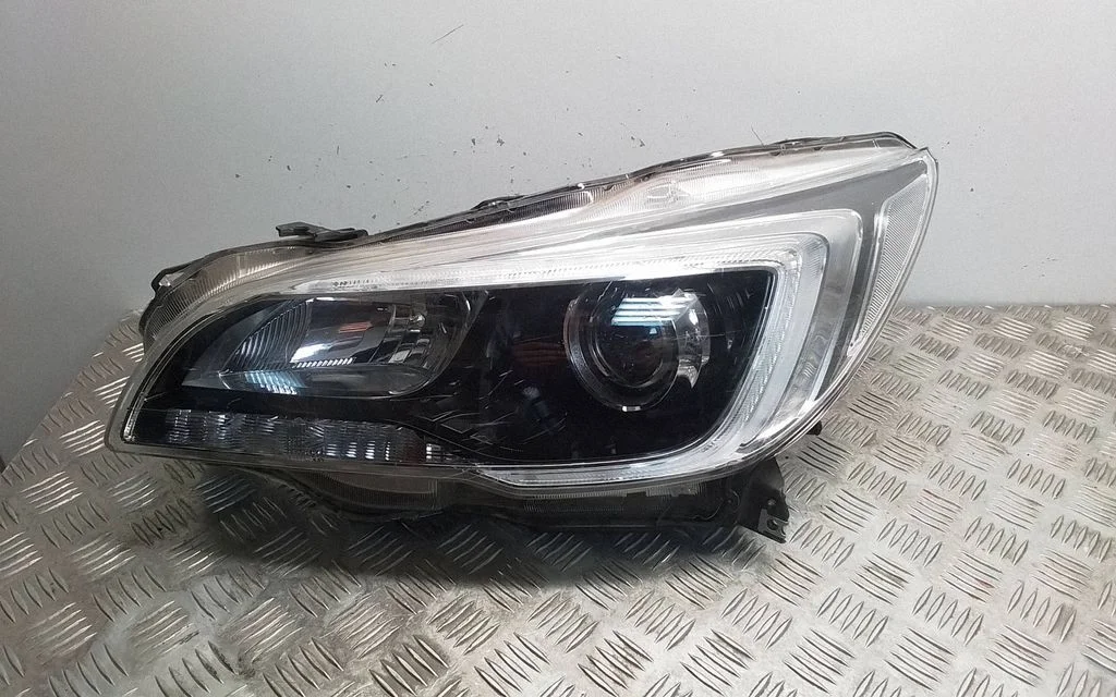 Headlight/headlamp – front left