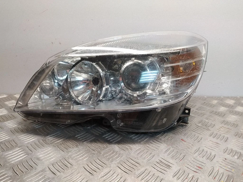 Headlight/headlamp A2048200161