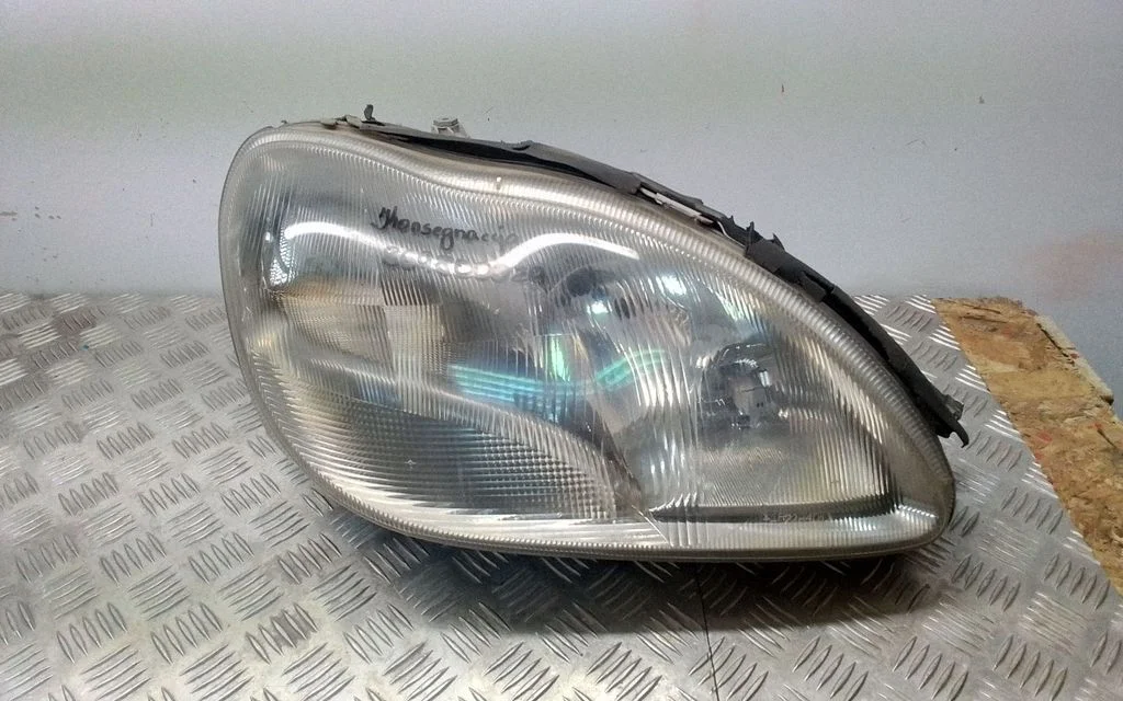 Headlight/headlamp A2208200261