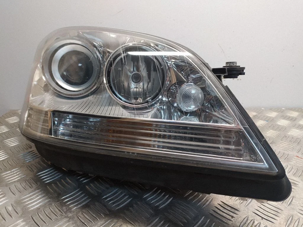 Headlight/headlamp 263348