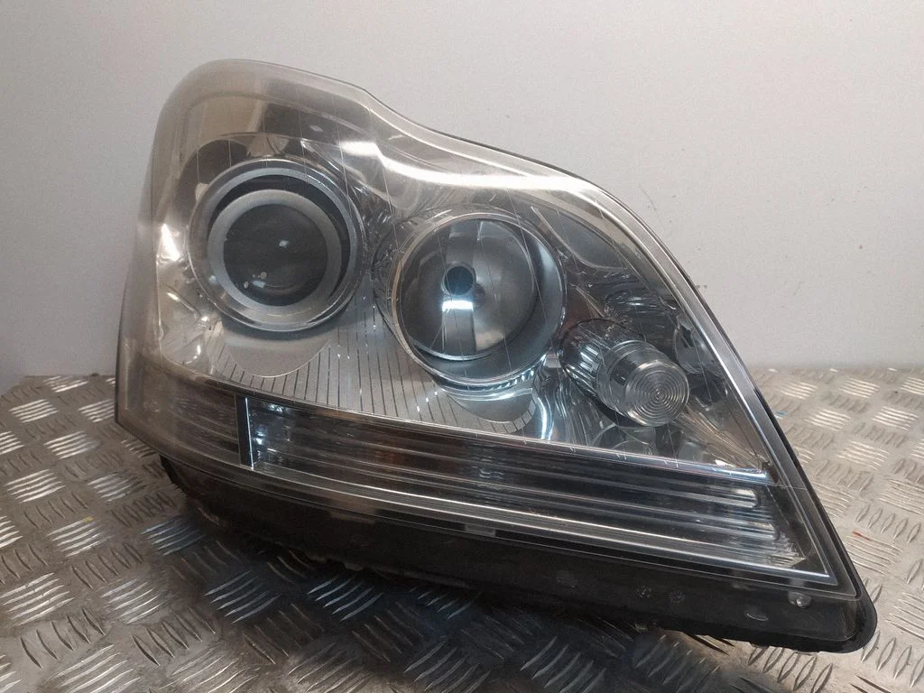 Headlight/headlamp 263348
