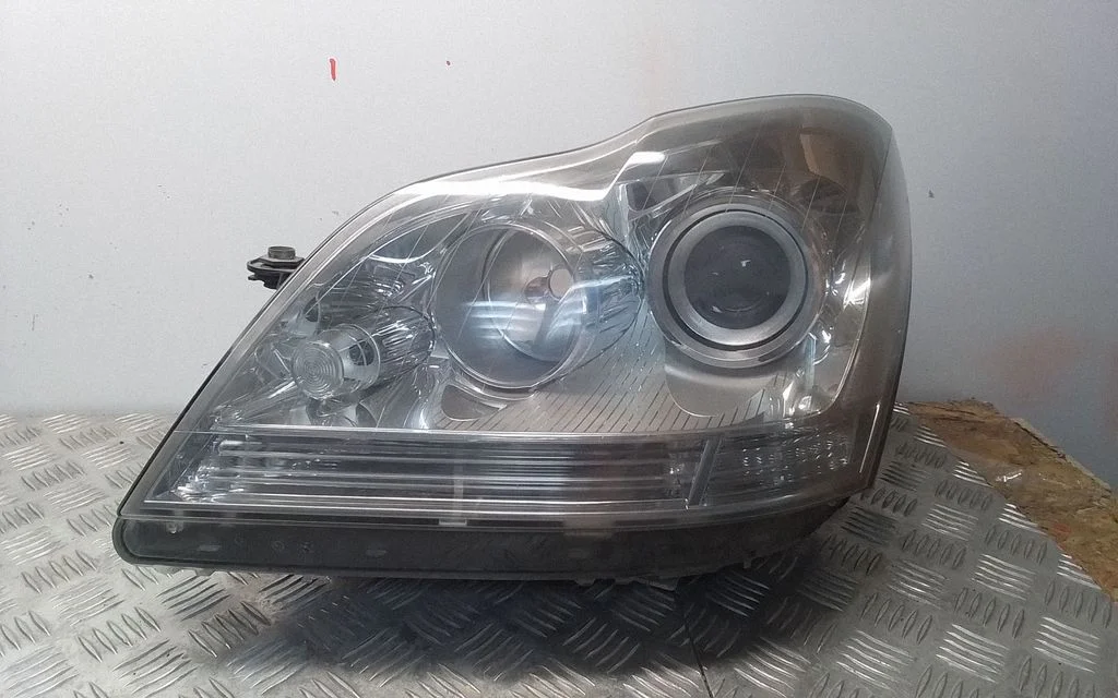 Headlight/headlamp 263347