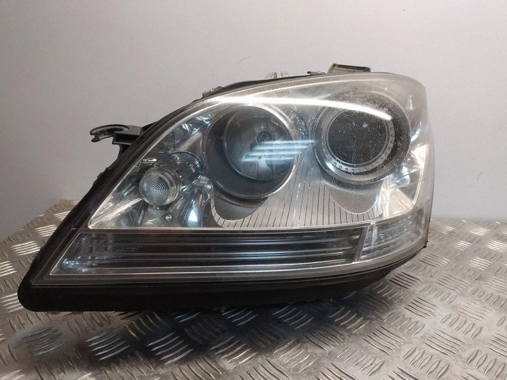 Headlight/headlamp 263347