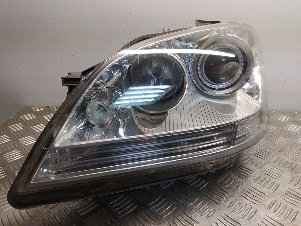 Headlight/headlamp 263347