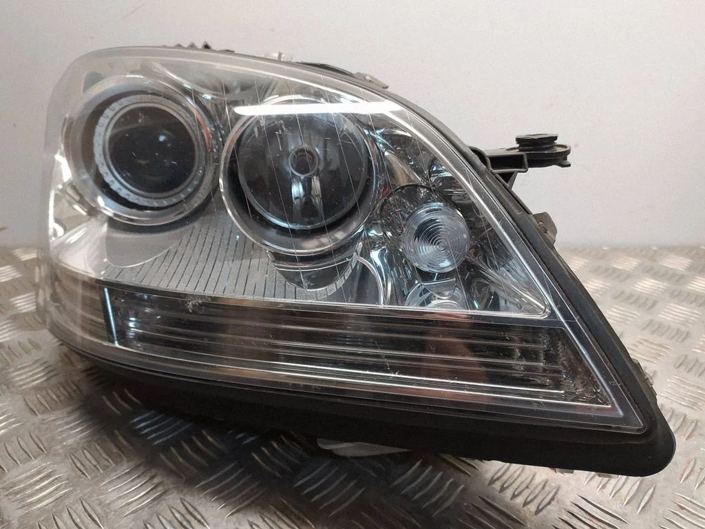 Headlight/headlamp 263348