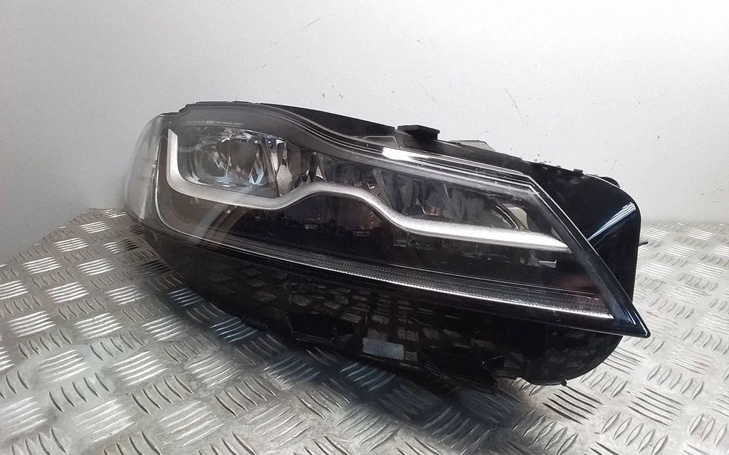 Esituli GX6313W029 – Jaguar XF X260 (2015-)