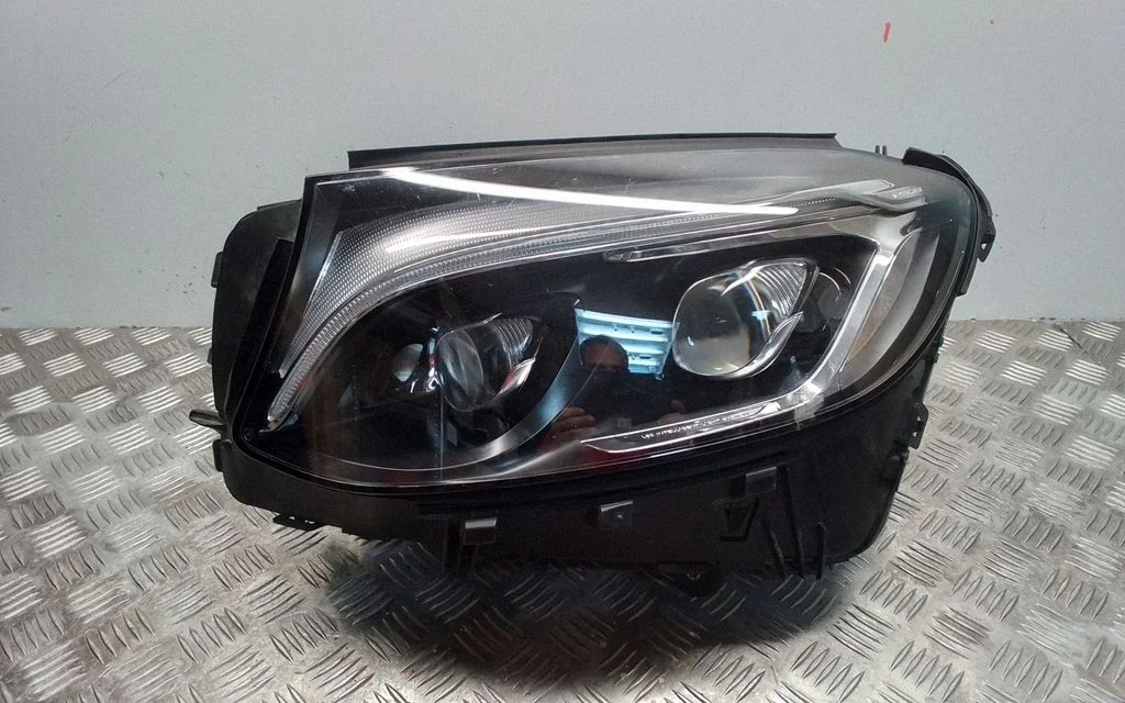 Headlight/headlamp A2539065701