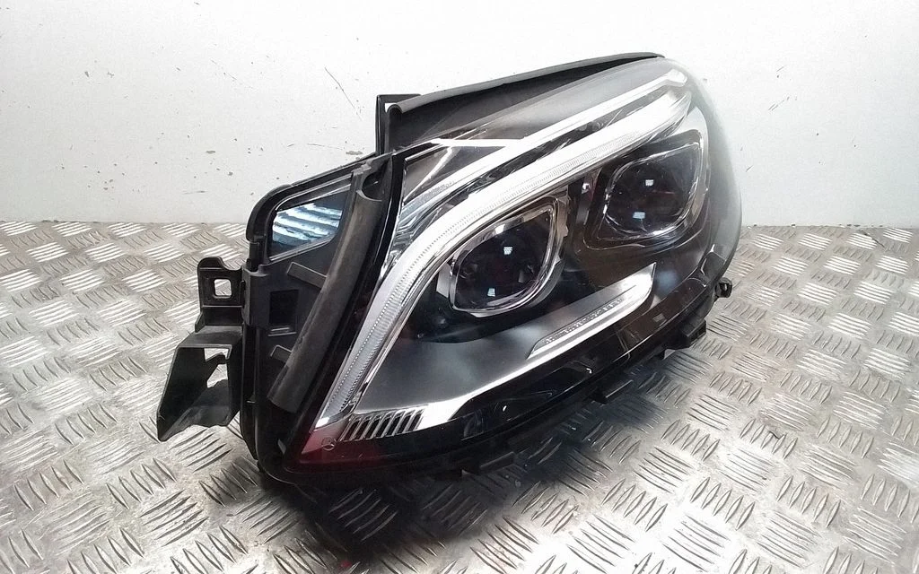 Headlight/headlamp – Mercedes-Benz ML-Class W166 (2012-2017)